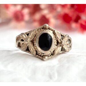 Black Onyx Floral Hand Carved Southwest Sterling Silver 925 Vintage Ring - sz 6